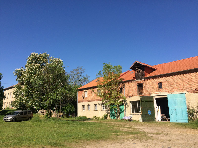Halle von vorn